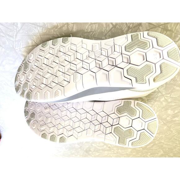 Like New Nike Free White TR Fit 5 Athletic Training Shoes Sneakers Size 8 - Picture 7 of 13